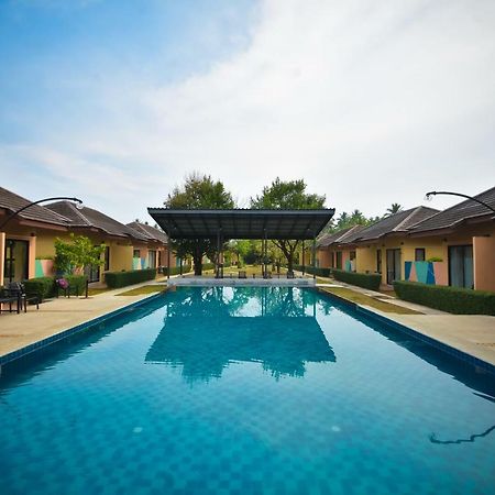 Green Adamas Resort 춤폰 외부 사진
