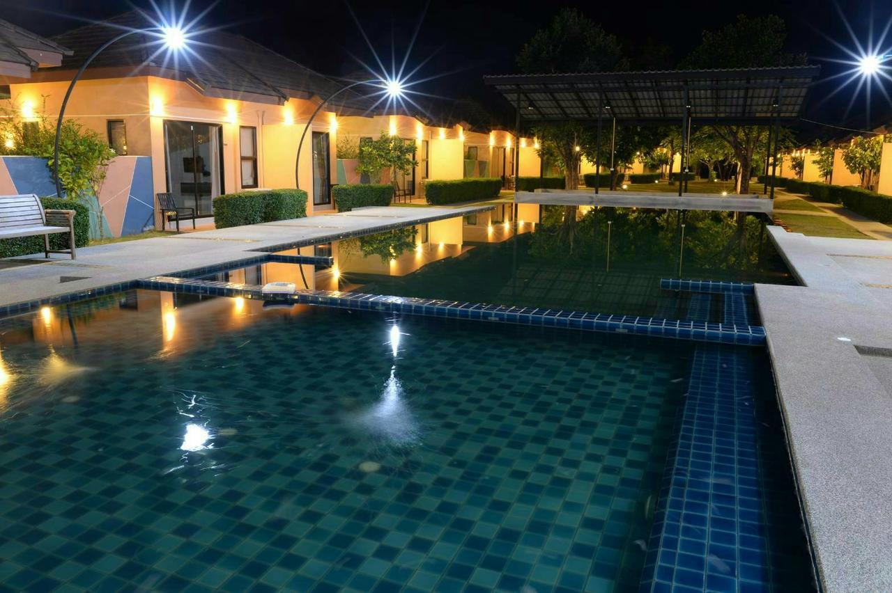 Green Adamas Resort 춤폰 외부 사진